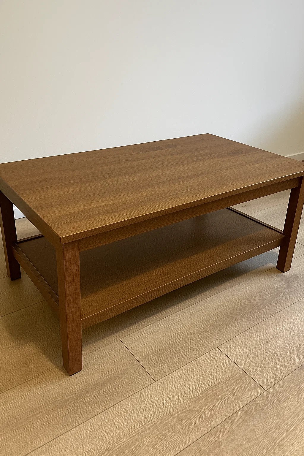 Modern Oak-Finish Coffee Table – FREE to Collect!